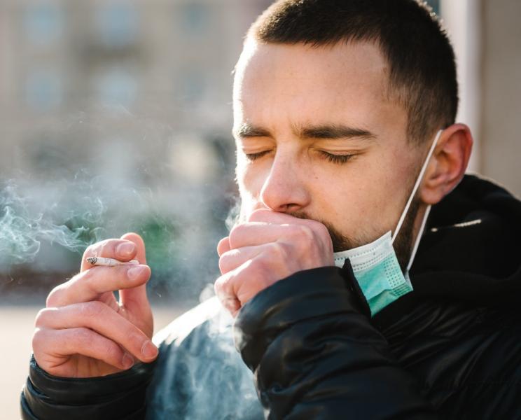 Курение повышает риск возникновения рака полости рта