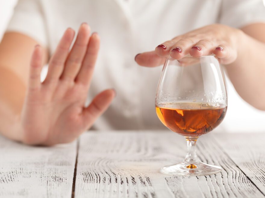 Алкоголь и рак - можно ли пить спиртное при онкологии